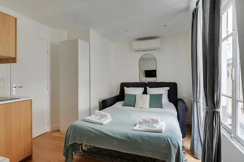 137 Suite Ella - Superb Apartment In Paris. France